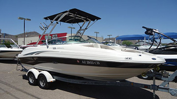 2003 SEA RAY 220 SUN DECK